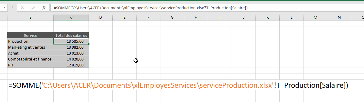Excel, Expression de calcul avec lien de référence